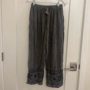 Vintage Y2K Indie Boho Hippie Embroidered Cropped Pants Lounge Free Size
